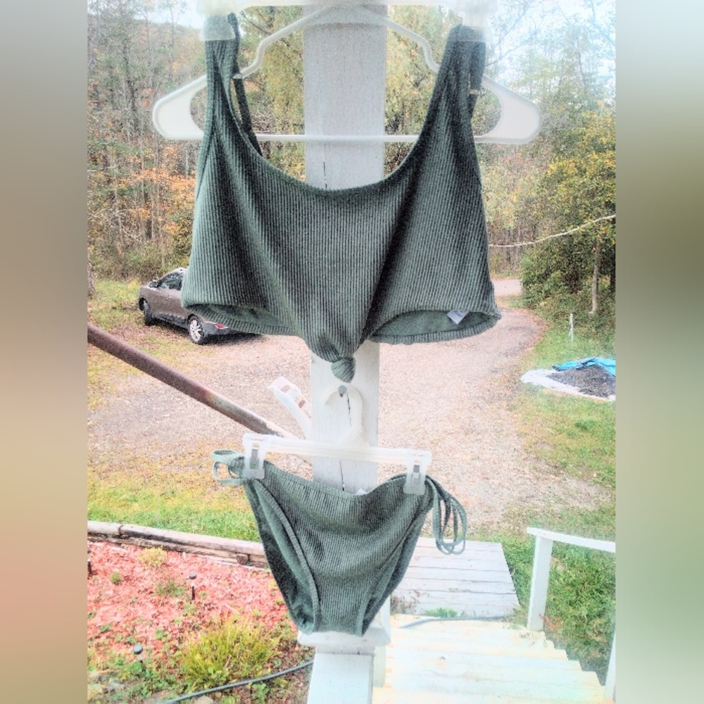 Rue 21 Green Bikini Top & Bottom Bathing Suit